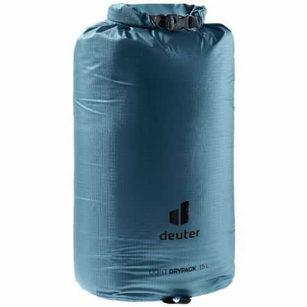 Der Deuter Light Drypack ist ein wasser- und schmutzabweisender Packsack mit praktischem Rollverschluss. In verschiedenen Größen erhältlich!