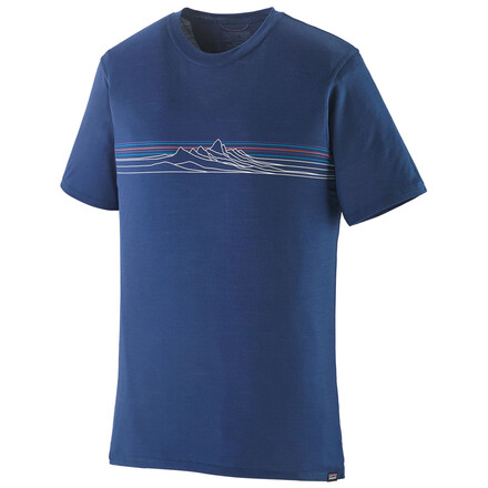 Das Patagonia Cap Cool Merino Blend Graphic Shirt ist ein komfortables T-Shirt mit hohem Merinowollanteil. Atmungsaktiv und feuchtigkeitsableitend! 
