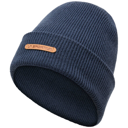 Die lässige La Sportiva Boulder Beanie aus reiner Merinowolle ist sowohl geruchshemmend, wie auch temperaturausgleichend und sehr robust.