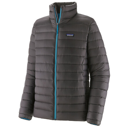 Der Patagonia Down Sweater ist eine Winterjacke aus Recycling Polyester mit tollen Isolationseigenschaften und mit zertifizierter europäischer Gänsedaune 