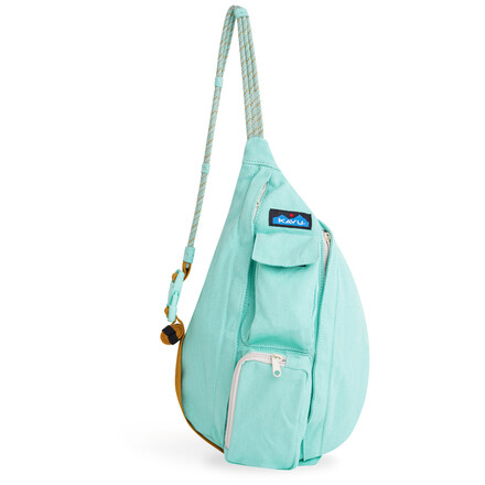 Die Mini Rope Bag Tasche von Kavu ist ein Highlight für Minimalisten und begeistert vor allem durch ihren robusten und originellen Gurt aus Kletterseil.