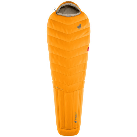 Der nachhaltige Deuter Astro Pro 600 Daunenschlafsack überzeugt mit einer starken Wärmeleistung, seinem geringen Gewicht und viel Bewegungsfreiheit.