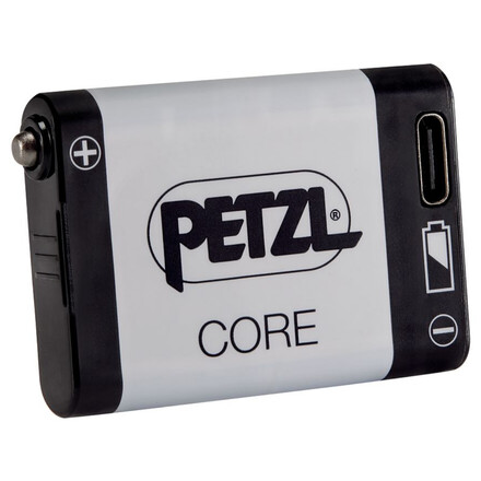 Der Petzl Core ist ein wiederaufladbarer Akku für eine Reihe von Petzl Kopflampen und stellt eine kostengünstige Alternative zu normalen Batterien dar