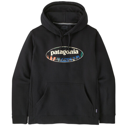 Der bequeme Patagonia '95 Oval Logo Uprisal Hoody ist ein zuverlässiger Begleiter aus recycelten Materialien. Mit einstellbarer Kapuze und Bauchtasche.