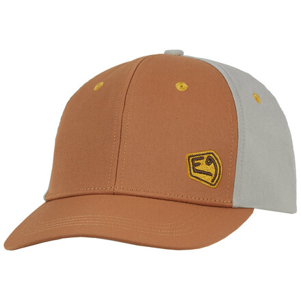 Die E9 Quarty ist eine robuste Basecap aus leichter und atmungsaktiver Baumwolle für sommerliche Temperaturen. Mit dezentem Logo auf der Front.