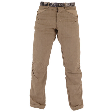 Die bequeme und strapazierfähige Yaniro Pant Kletterhose von Nograd weiß genau, worauf es beim Klettern und Bouldern ankommt.