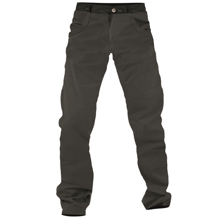 Mit der bequemen und minimalistischen Nograd Tornado Kletterhose schaffst du mühelos den Sprung vom Alltag an den Felsen.