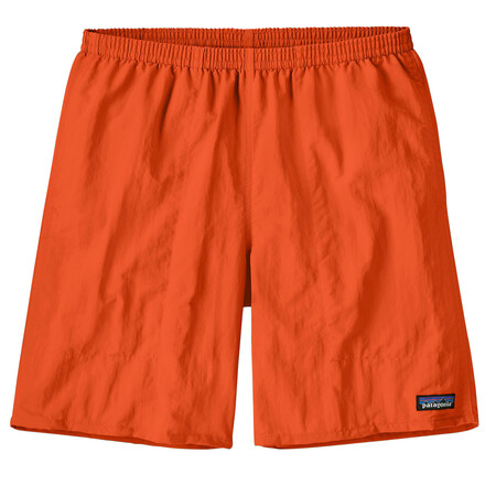 Die Patagonia Baggies Shorts 7 in. sind leichte, luftige und schnelltrocknende Shorts, die dich mit ihrer lässigen Länge durch die warmen Tage begleiten.