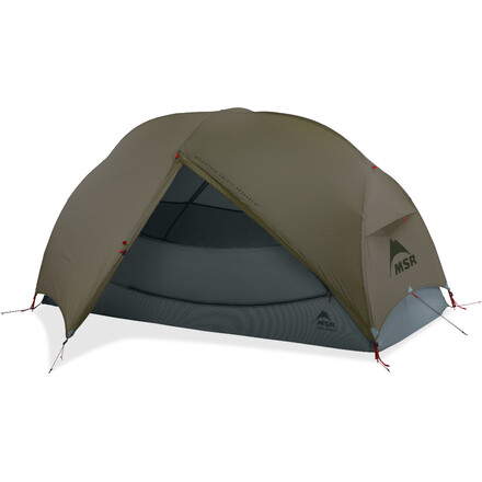 Das Hubba Hubba LT 1-Personen Zelt ist ein ultraleichtes, geräumiges und funktionales Zelt für deine Solo-Abenteuer. Umweltfreundlich und einfach im Aufbau