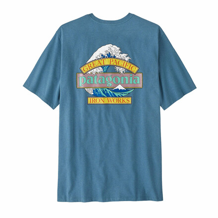 Das Patagonia Great Waves Responsibili-Tee ist ein nachhaltiges und strapazierfähiges T-Shirt und gleichzeitig eine Hommage an die Ursprünge von Patagonia.