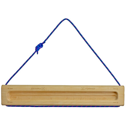  Das {b}Metolius Light Rail 2.0{/b} ist ein ultrakompaktes mobiles Hangboard für Warm-up und Fingertraining am Fels oder zu Hause.