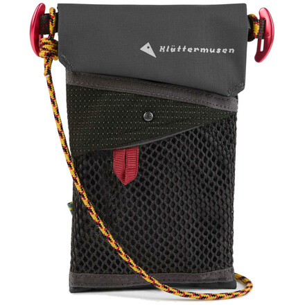 Die Klättermusen Hrid Wp Lanyard Pocket ist eine wasserdichte Smartphonetasche. Passend für alle gängigen Smartphones und vielseitig zu tragen.