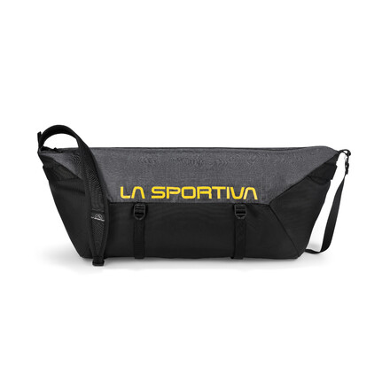 Der La Sportiva Granite Rope Bag ist eine robuste Seiltasche mit integrierter Plane, 20 L Volumen und Platz für Seile bis 100 m – nachhaltig gefertigt aus recyceltem Nylon.