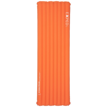 Die Exped Dura 6.5R Isomatte punktet mit erstklassiger Wärmeleistung, hohem Komfort und erstaunlicher Langlebigkeit. Für kalte Nächte von bis zu -30 Grad.