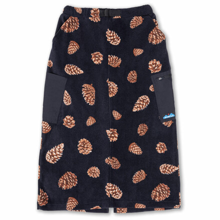 Der Kavu Ellis ist ein gemütlicher Midi-Rock aus recyceltem Polar-Fleece mit elastischem Bund, integriertem Gürtel und praktischen Taschen.