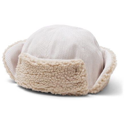 Die Kavu Fur Ball Fudd ist eine warme Trapper-Mütze mit Sherpa-Fleece-Futter und Ohrklappen – ideal für kalte Wintertage.