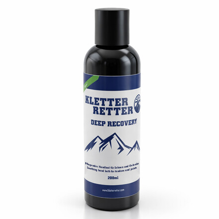 Das Kletterretter Deep Recovery Handbad reduziert dank seiner Zusammensetzung Rötungen, Entzündungen, Schmerzen und Hornhautschichten an Kletterhänden.