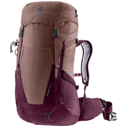 Der Deuter Futura 24 SL ist ein gut durchdachter Wanderrucksack für Frauen mit viel Tragekomfort und bluesign-zertifiziertem Material.