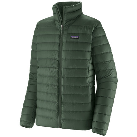 Der Patagonia Down Sweater ist eine Winterjacke aus Recycling Polyester mit tollen Isolationseigenschaften und mit zertifizierter europäischer Gänsedaune