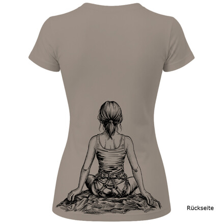 Das robuste Nograd Born To Climb T-Shirt aus Bio-Baumwolle punktet mit seiner klassischen Passform und einem aufregenden XL-Print auf dem Rücken.